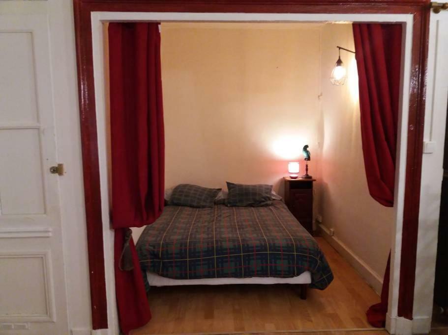 Logement Quai De Pierre-Scize Lägenhet Lyon Exteriör bild